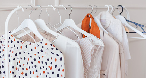 Como melhorar a queima de estoque em lojas de roupas?